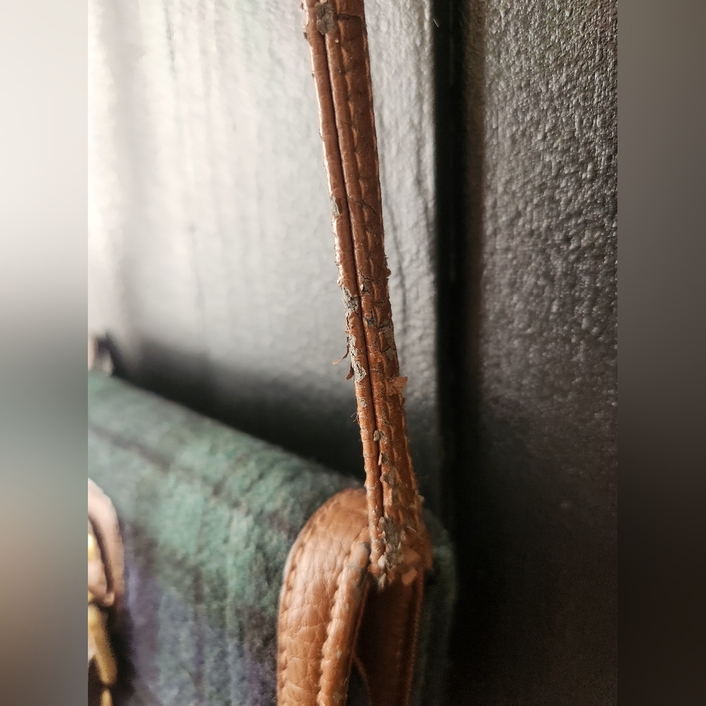 Merona flannel crossbody, PLEASE READ DESCRIPTION - Picture 5 of 13